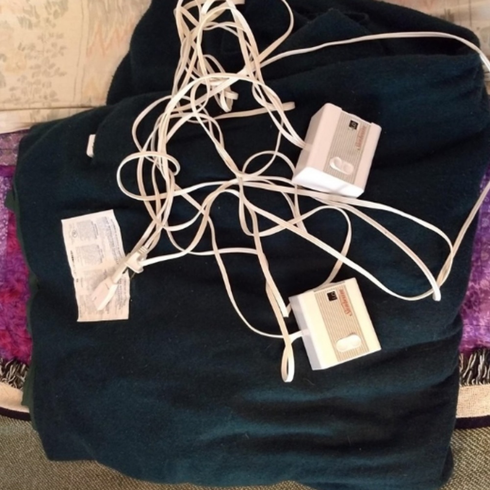Dual Control Electric Blanket